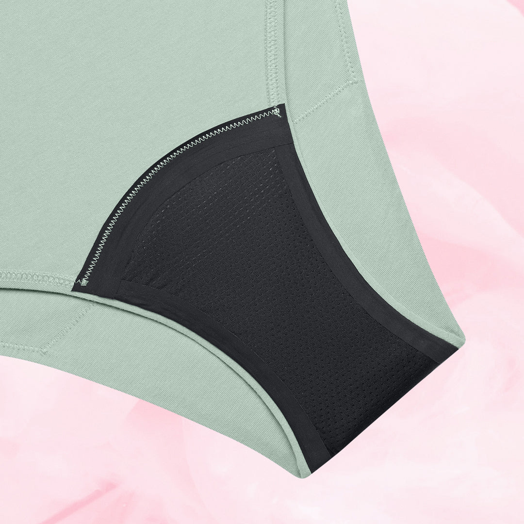 ComfortFit Essentials Brazilian Riklig Mens trosor med hög midja och tunn gren.