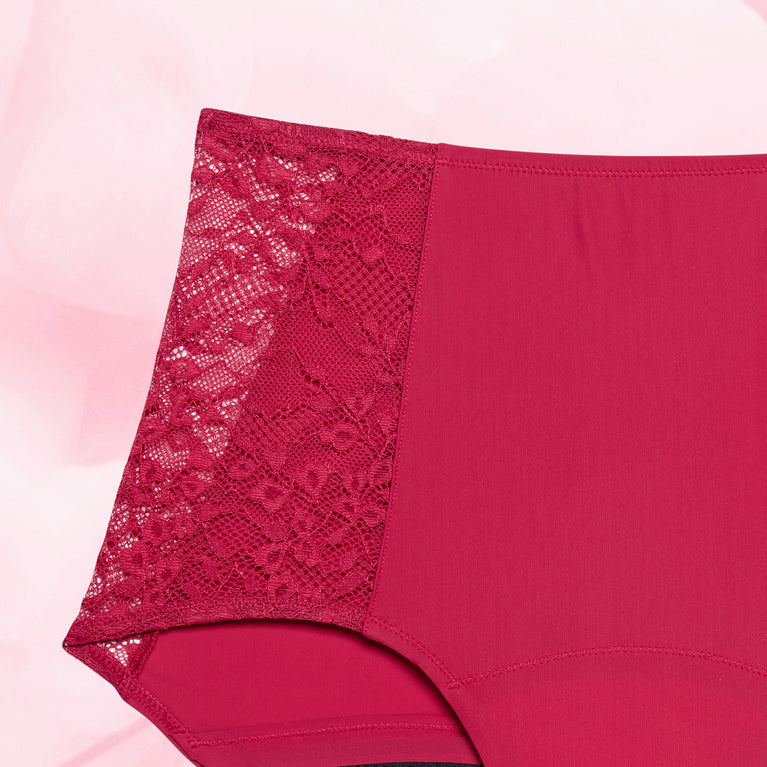 Högmidjade Floral Riklig Mens Menstrosa med blommönstrad spets.