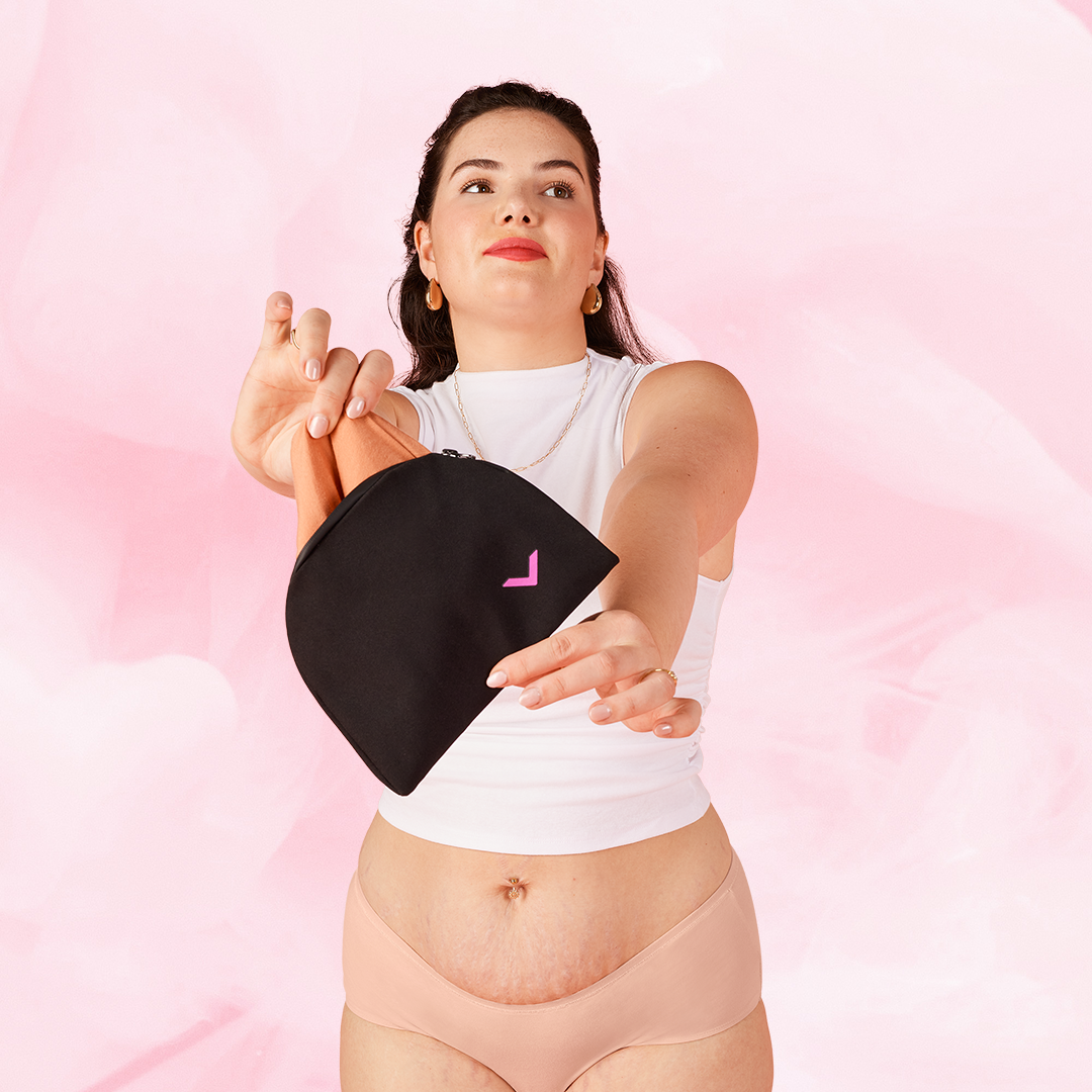 Resenecessär förvarar två par underkläder, praktisk och hygienisk.