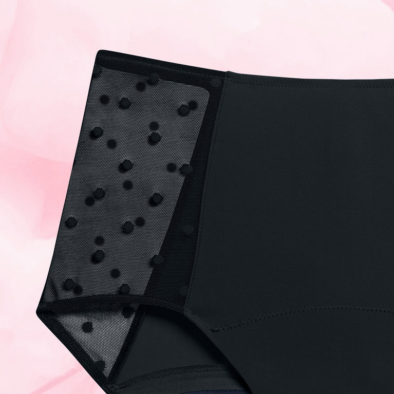 High Waist Dots Riklig Mens Menstrosa med hög midja och prickiga sidor.