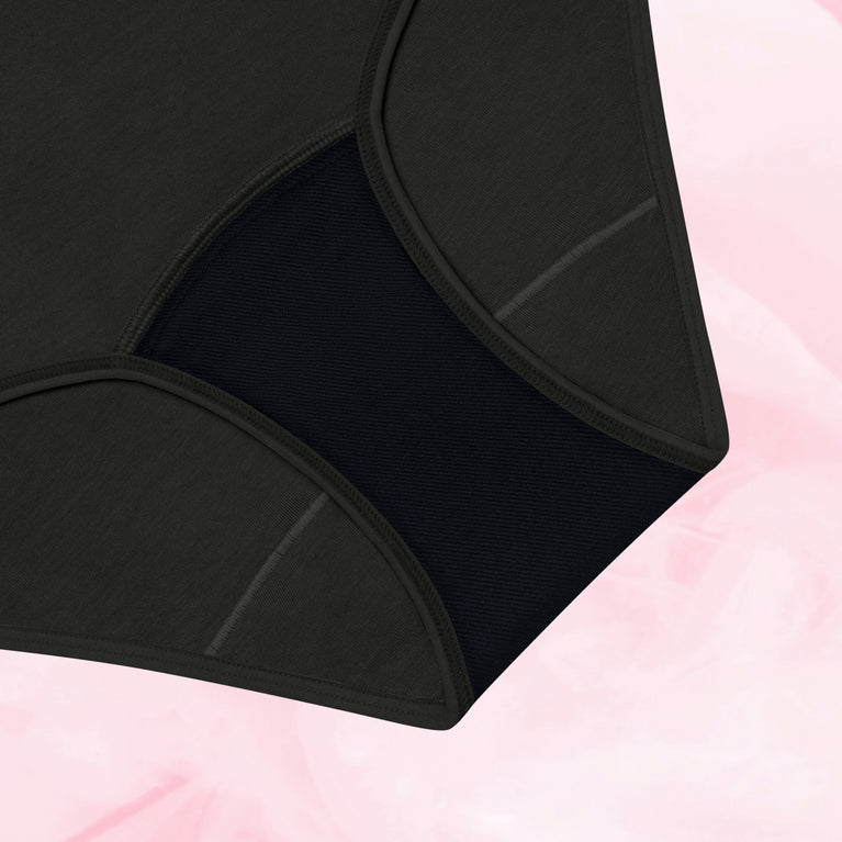 Teens on the go Set: Svarta hipstertrosor för menstruation.