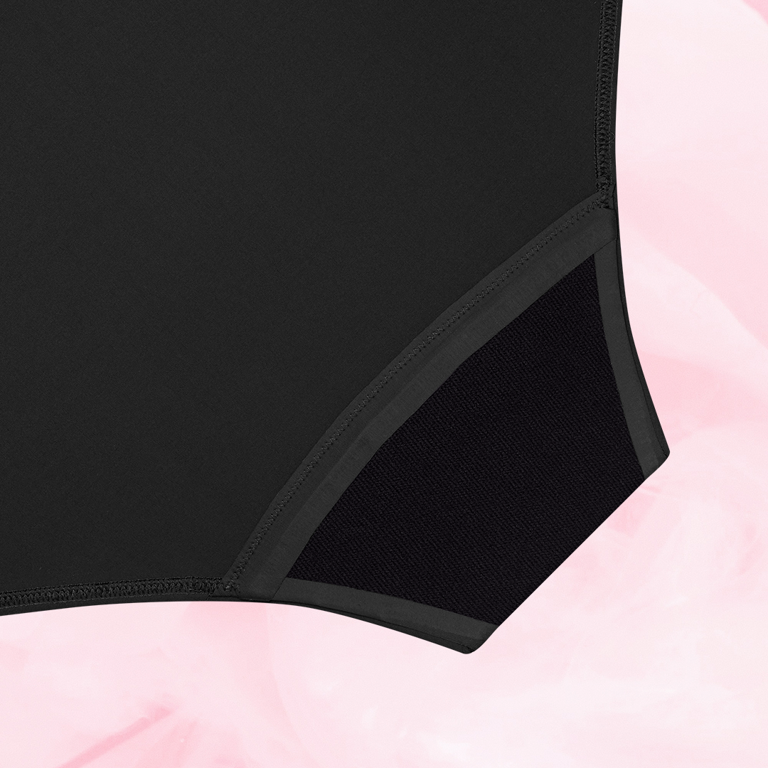 High Waist Discovery Set med tre ComfortFit menstrosor för varierande mensflöde.